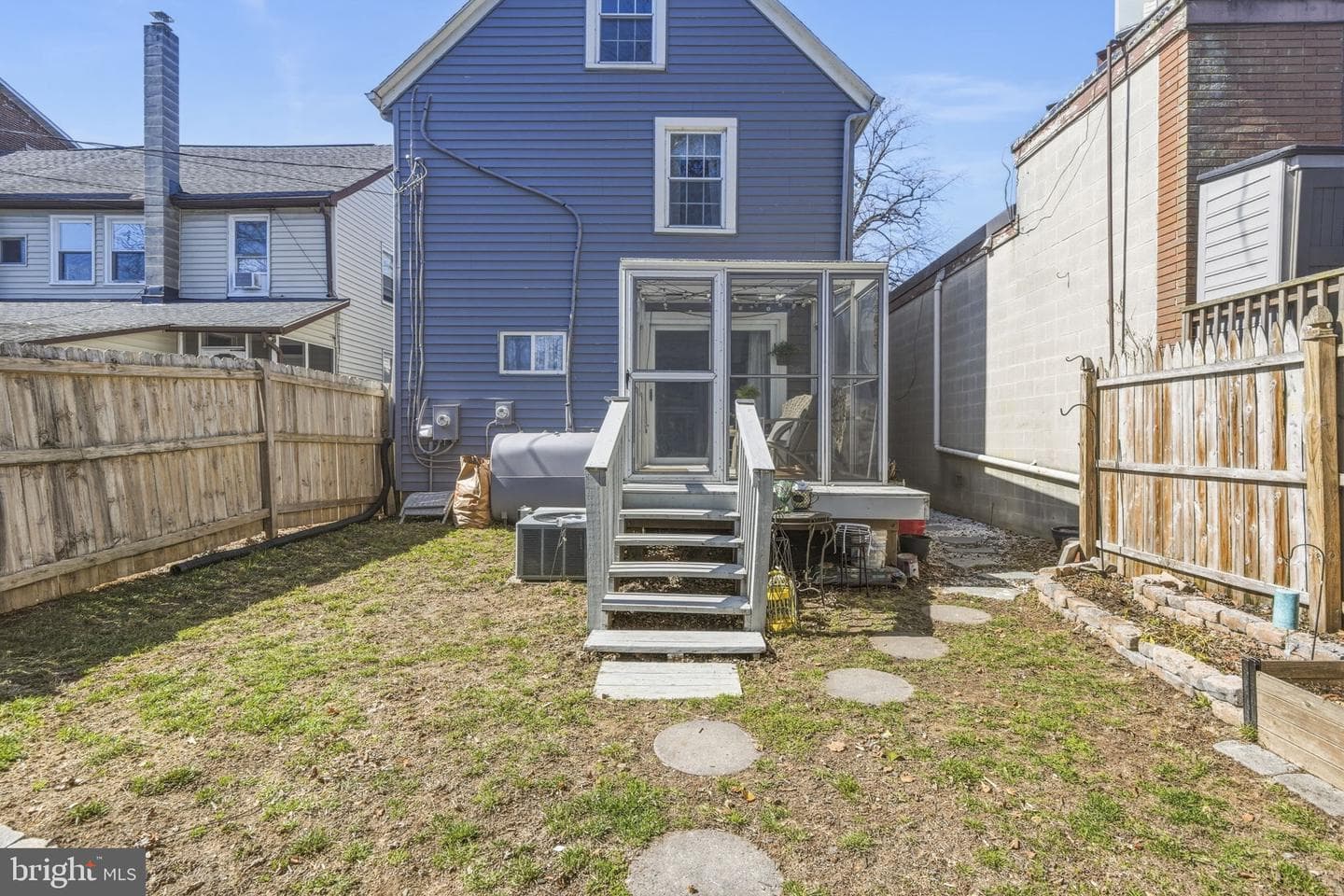 205 S Union Avenue photo 27