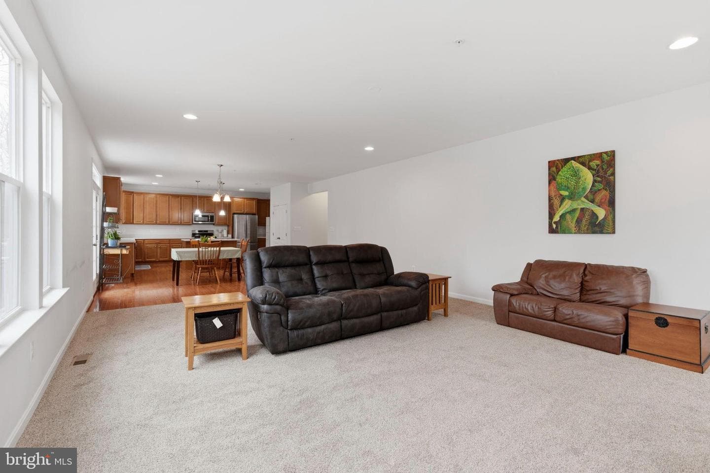 900 E Wheel Road photo 12