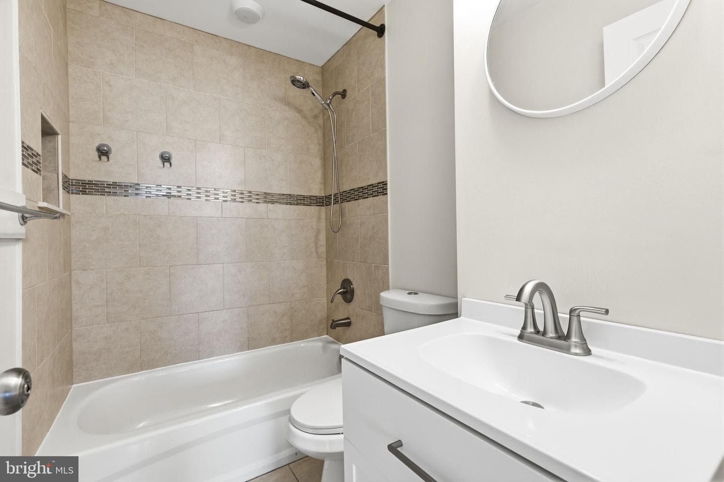 1770 Judy Way photo 11