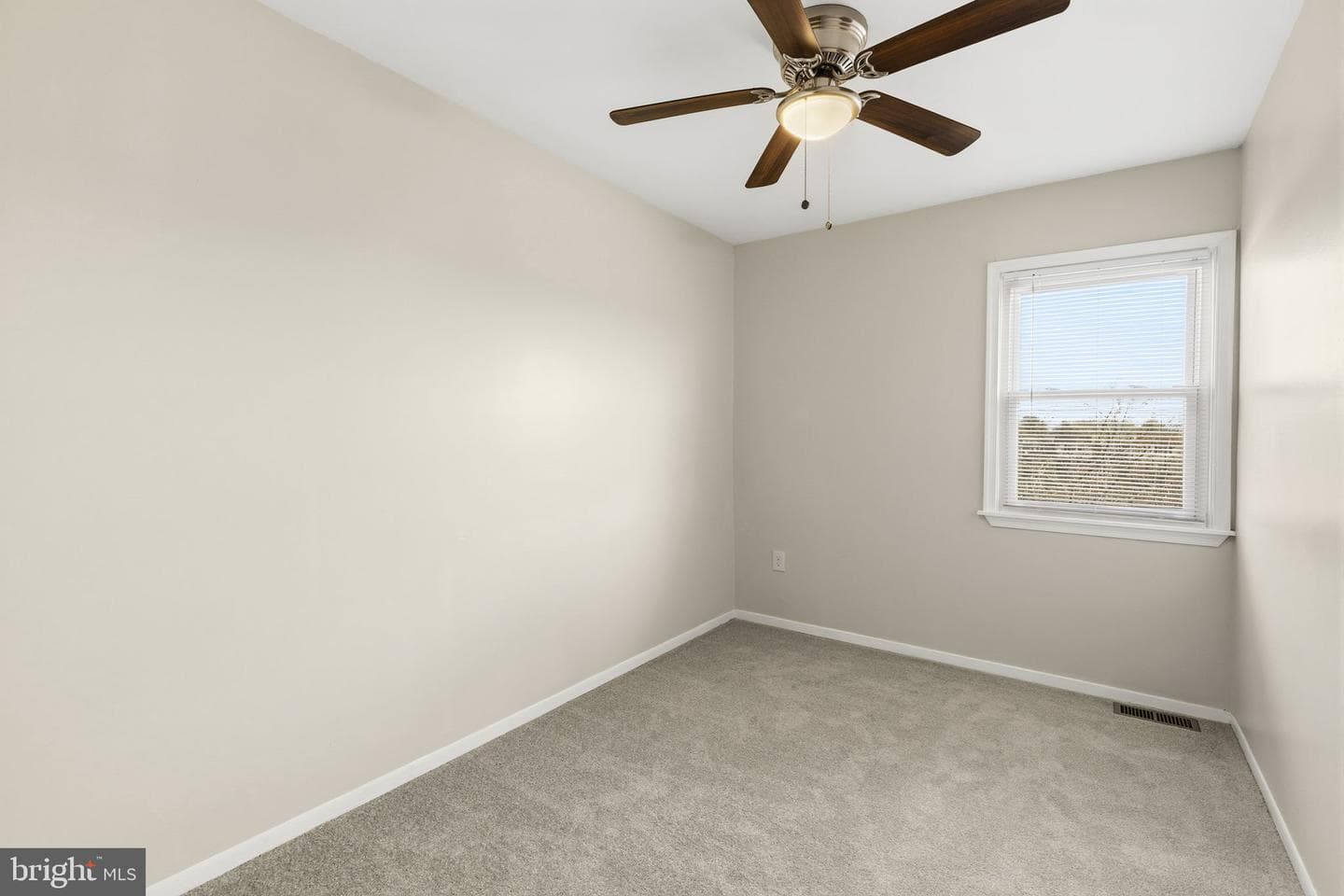 1770 Judy Way photo 14