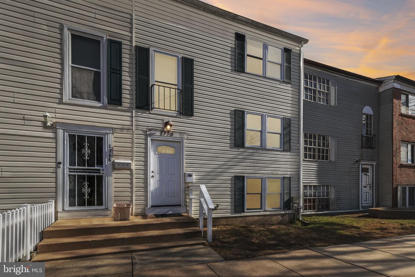 1770 Judy Way photo 3