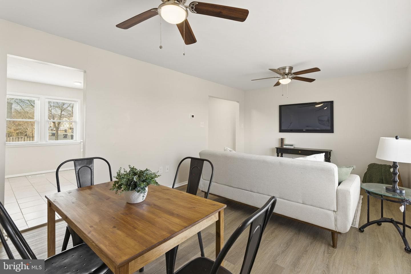 1770 Judy Way photo 4