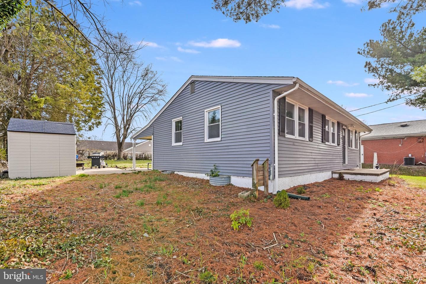 2203 Willoughby Beach Rd photo 22