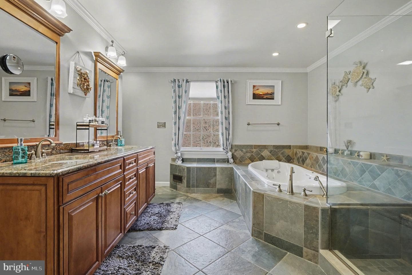 2401 Cabernet Court photo 23