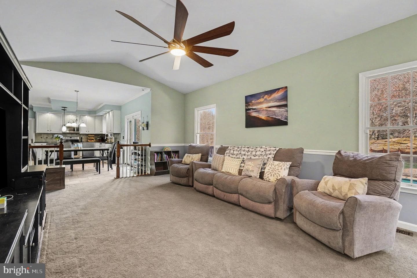2401 Cabernet Court photo 9