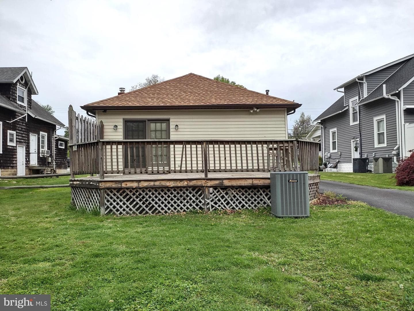 45 Mount Royal Avenue photo 37