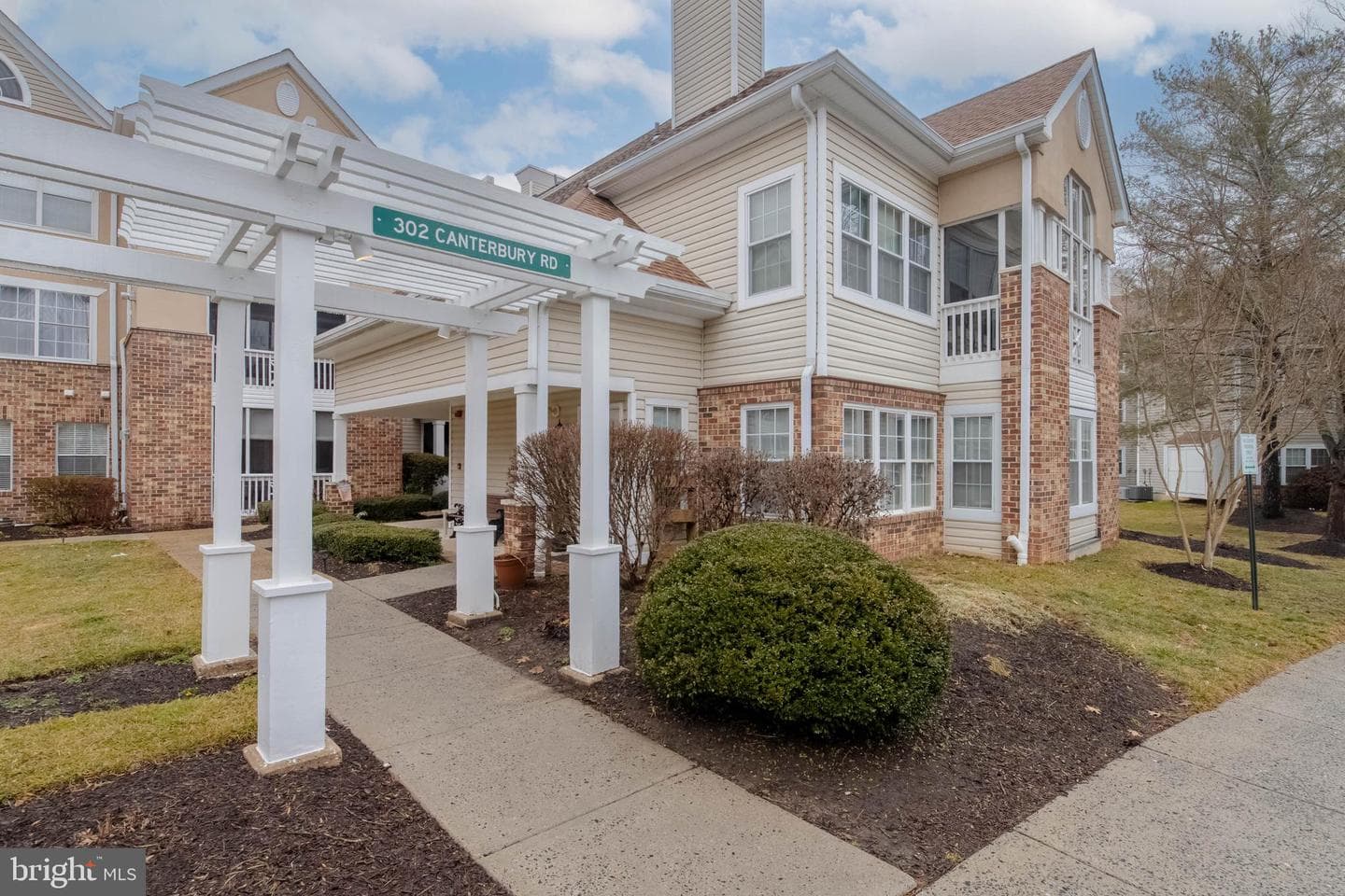 302 Canterbury Road #302-E photo 2