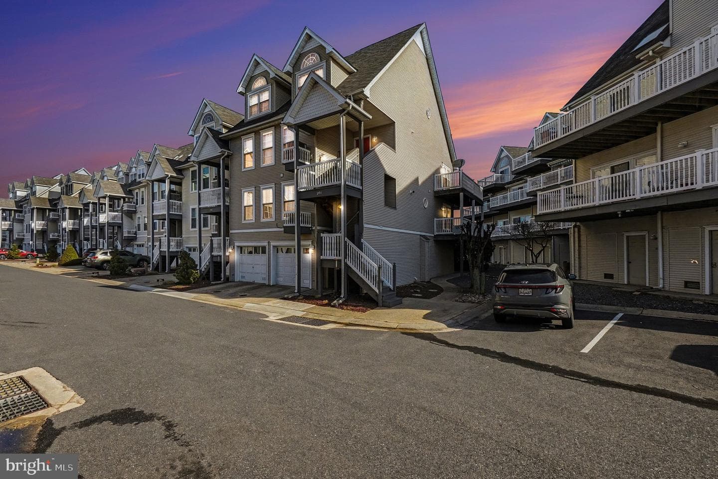 201 Seneca Way #201-A photo 38