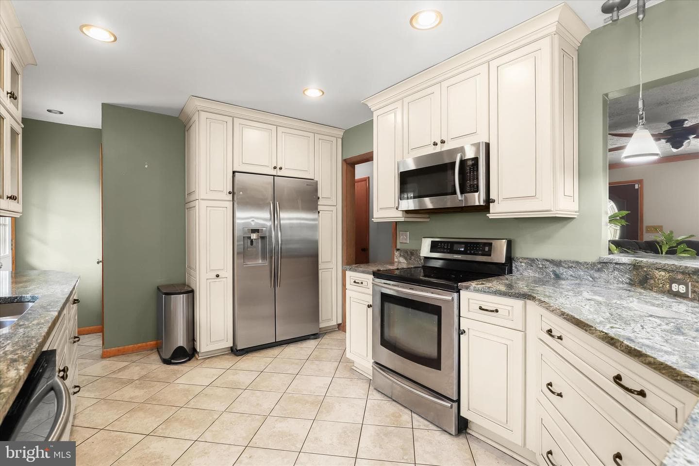3919 W Chapel Road photo 25
