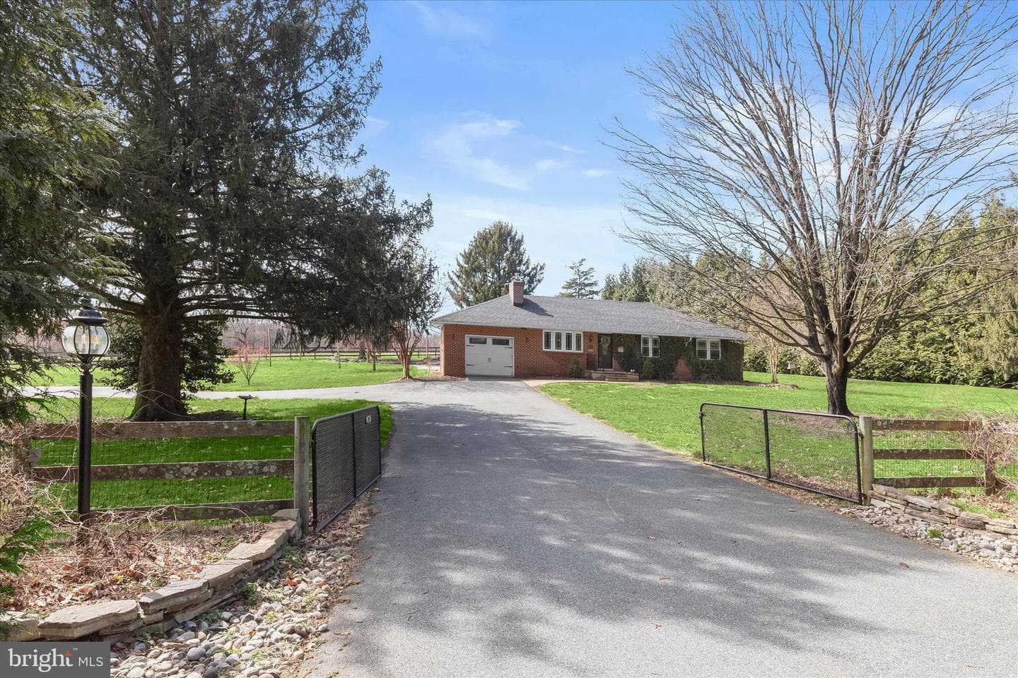 3919 W Chapel Road photo 7