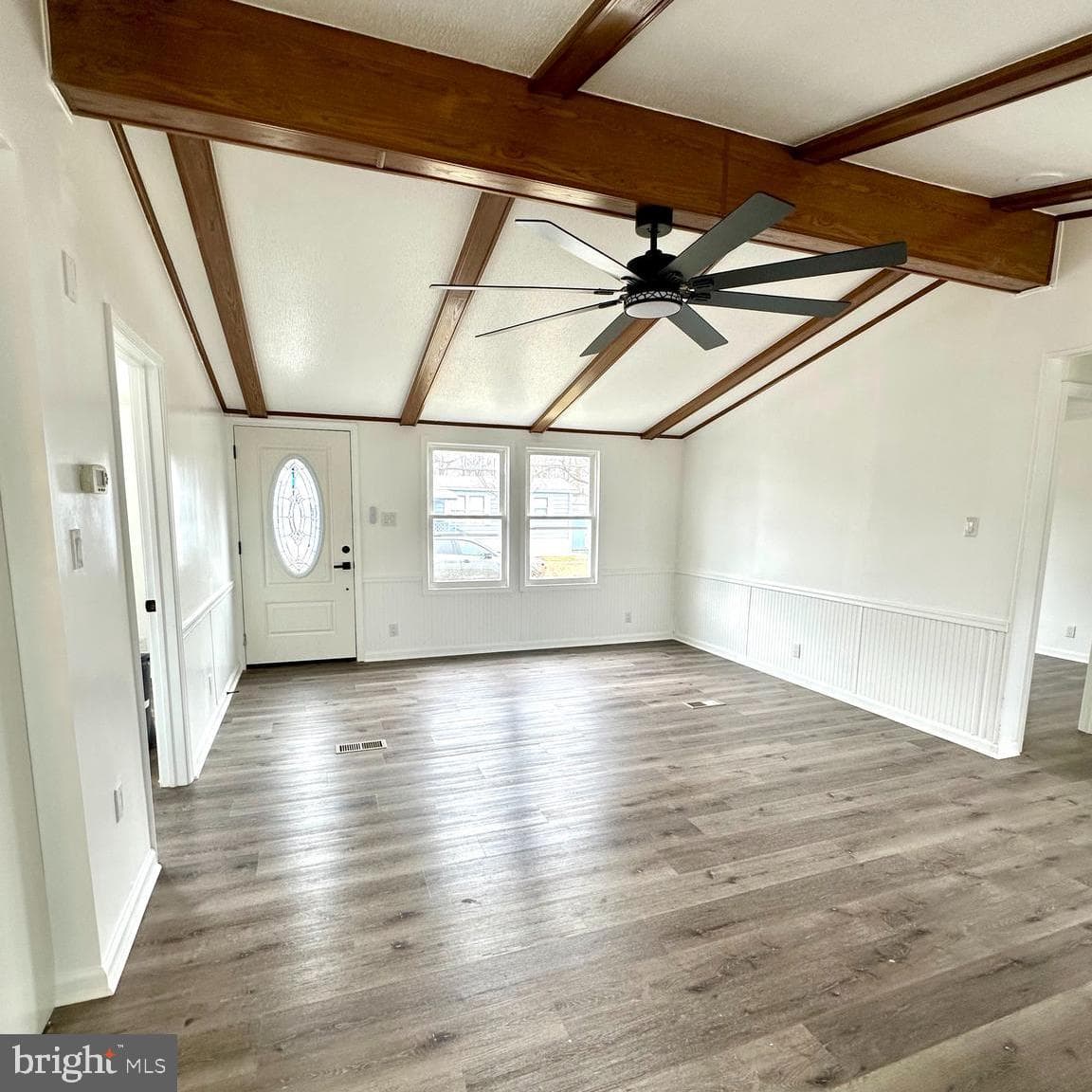 606 Red Oak Drive photo 5