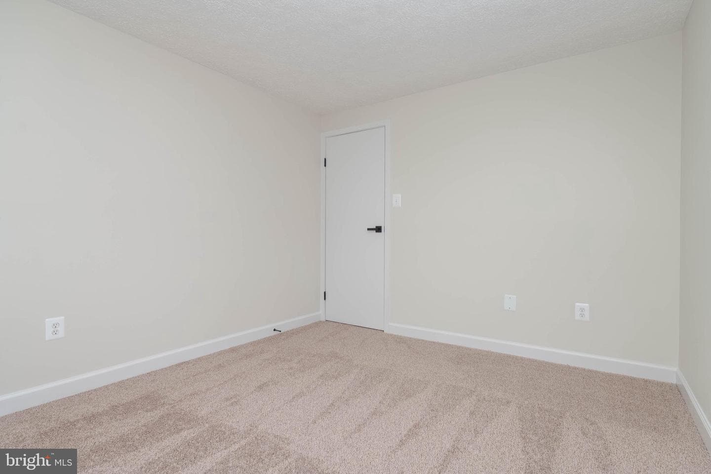 2934 Strathaven Lane photo 21