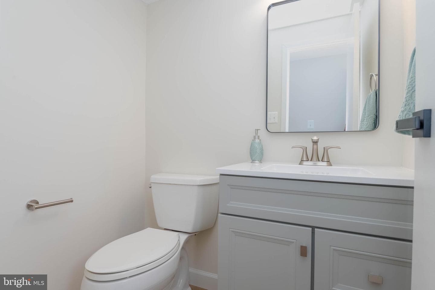 2934 Strathaven Lane photo 29