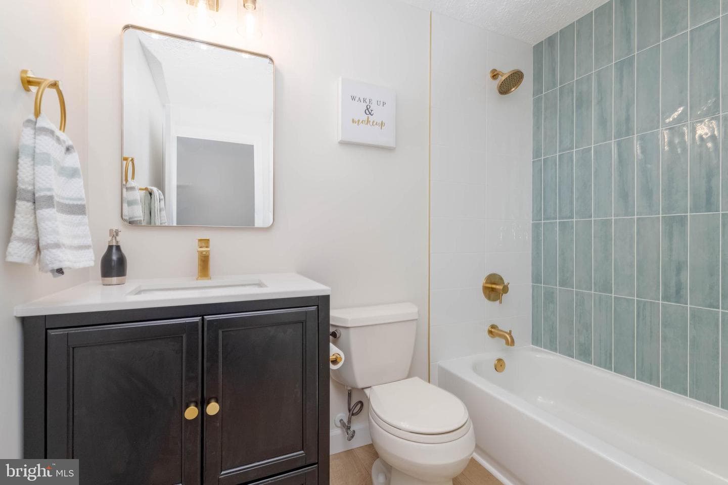 2934 Strathaven Lane photo 6