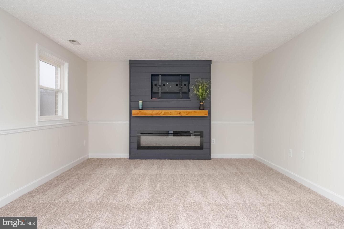 2934 Strathaven Lane photo 7