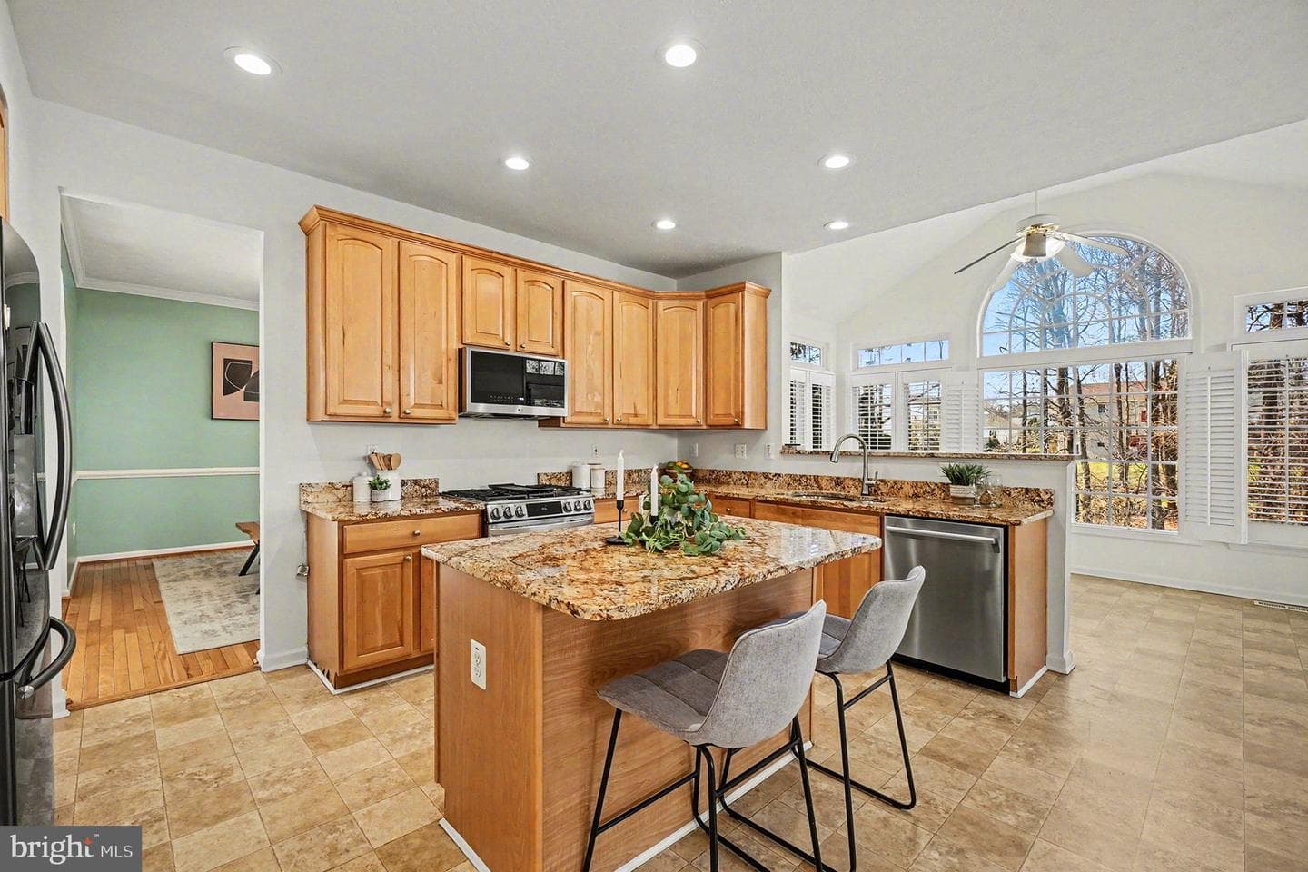102 Grace Manor Drive photo 9