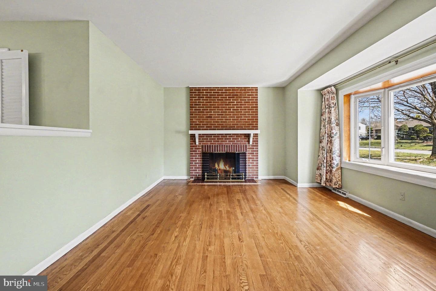 1327 Saratoga Drive photo 10