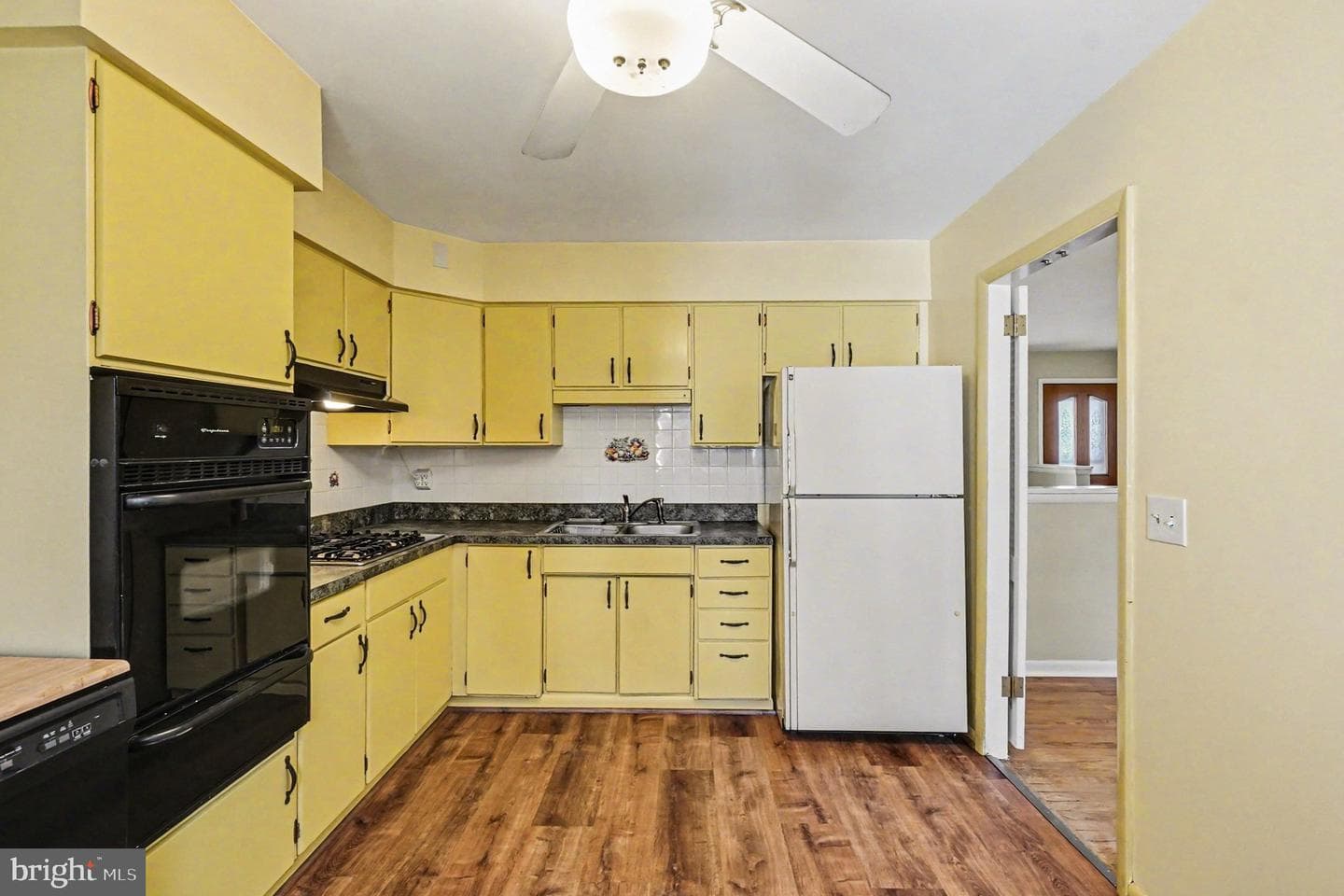 1327 Saratoga Drive photo 16