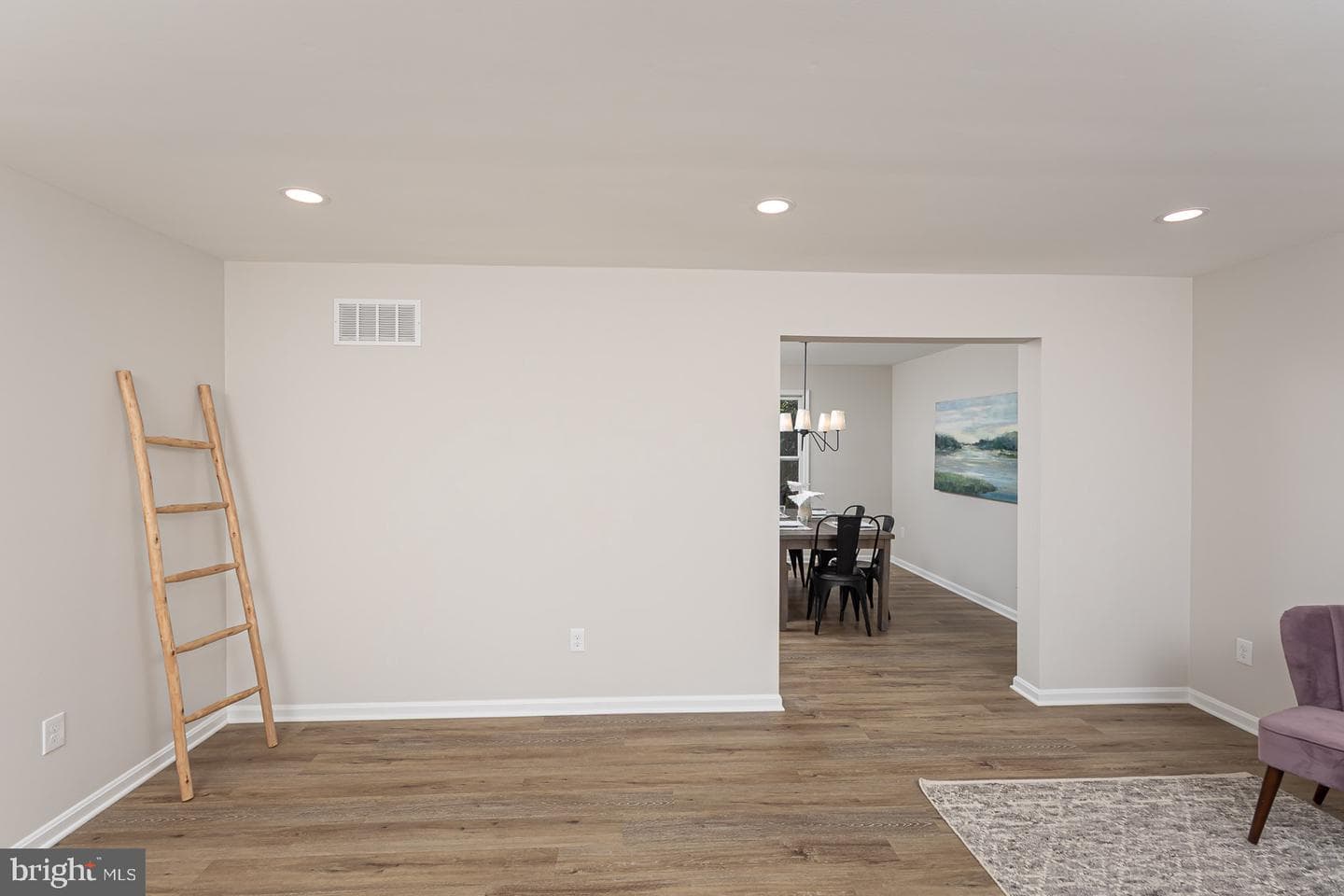 403 Woodridge Court photo 19