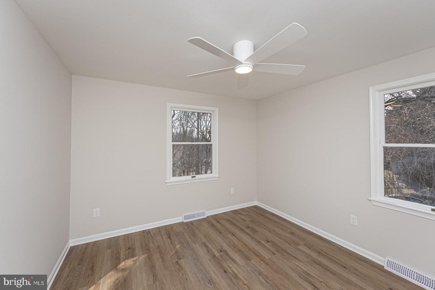 403 Woodridge Court photo 28