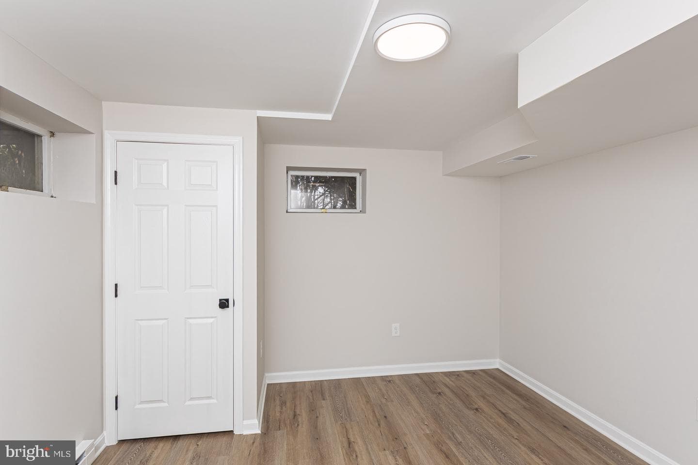 403 Woodridge Court photo 38