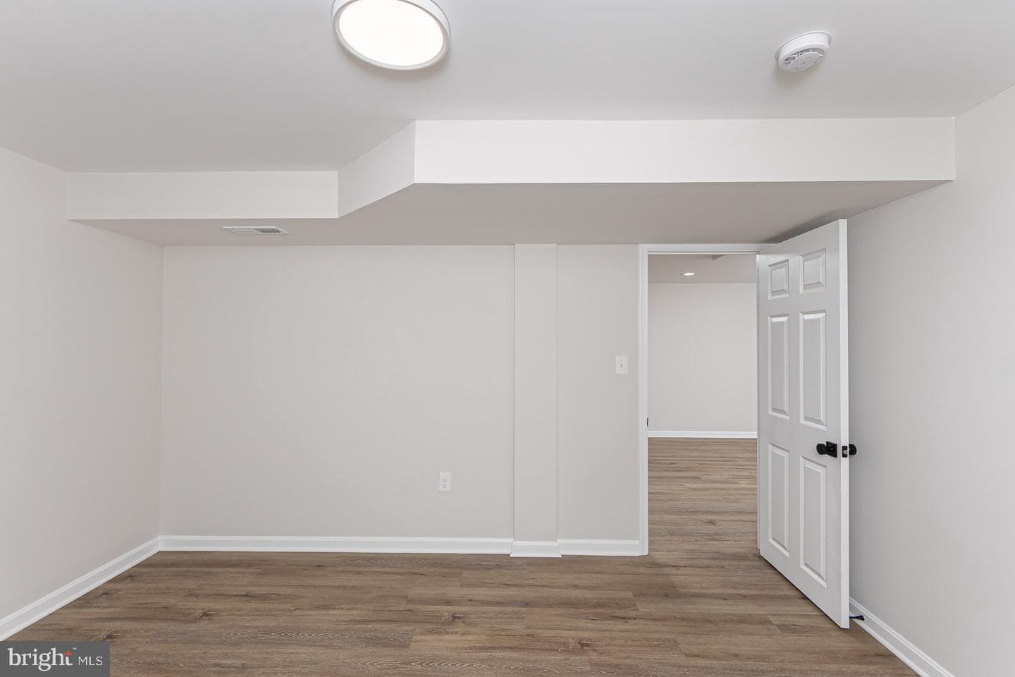 403 Woodridge Court photo 39
