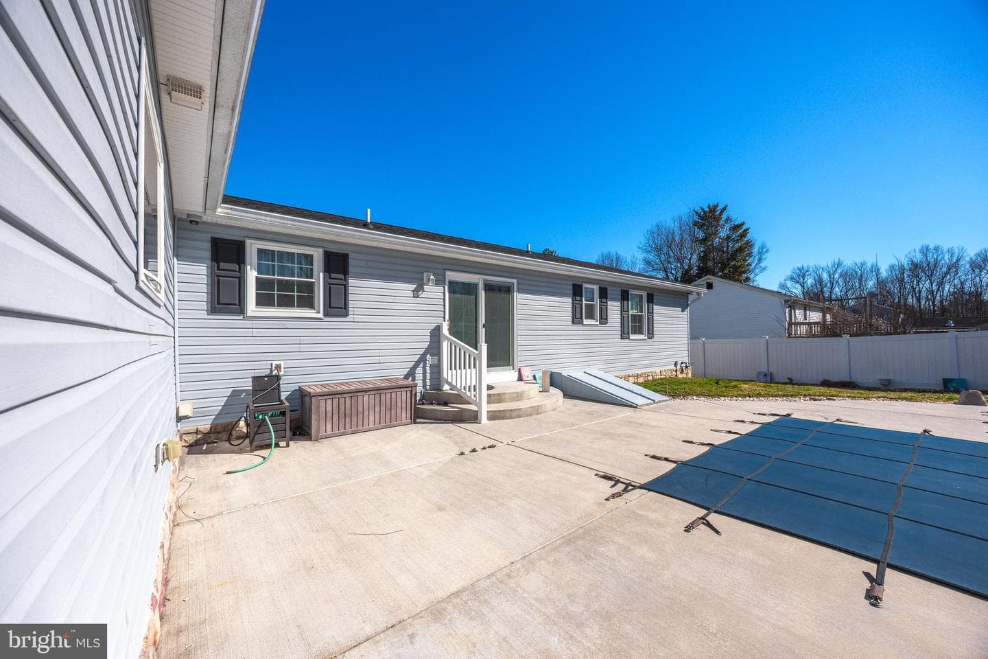 716 Paradise Road photo 17