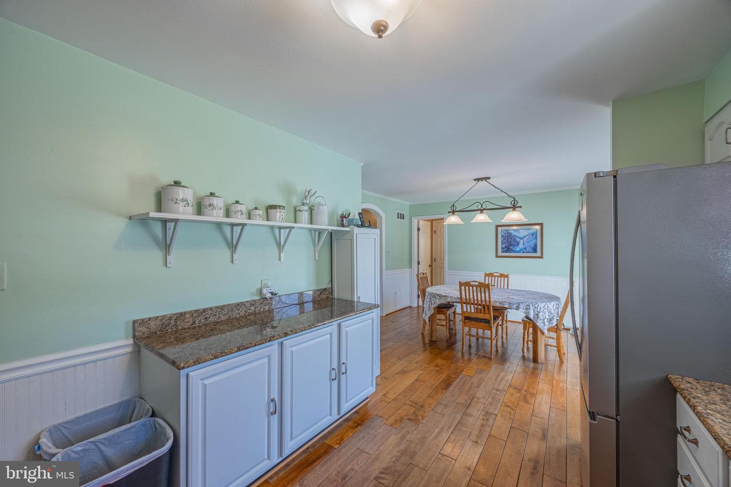 716 Paradise Road photo 48