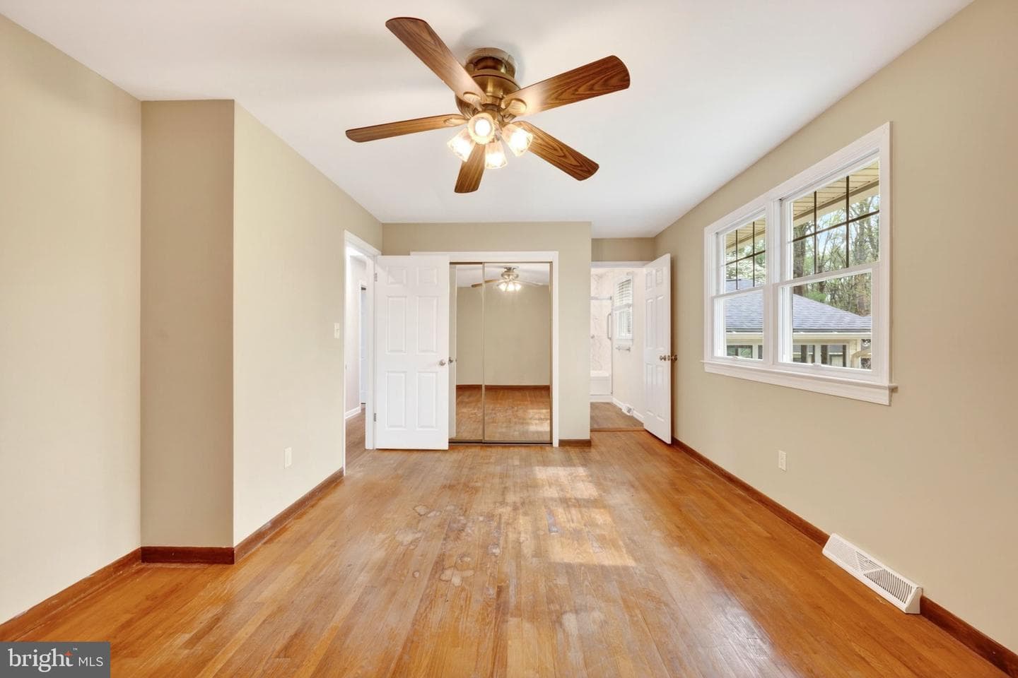 2130 Bellvale Road photo 21
