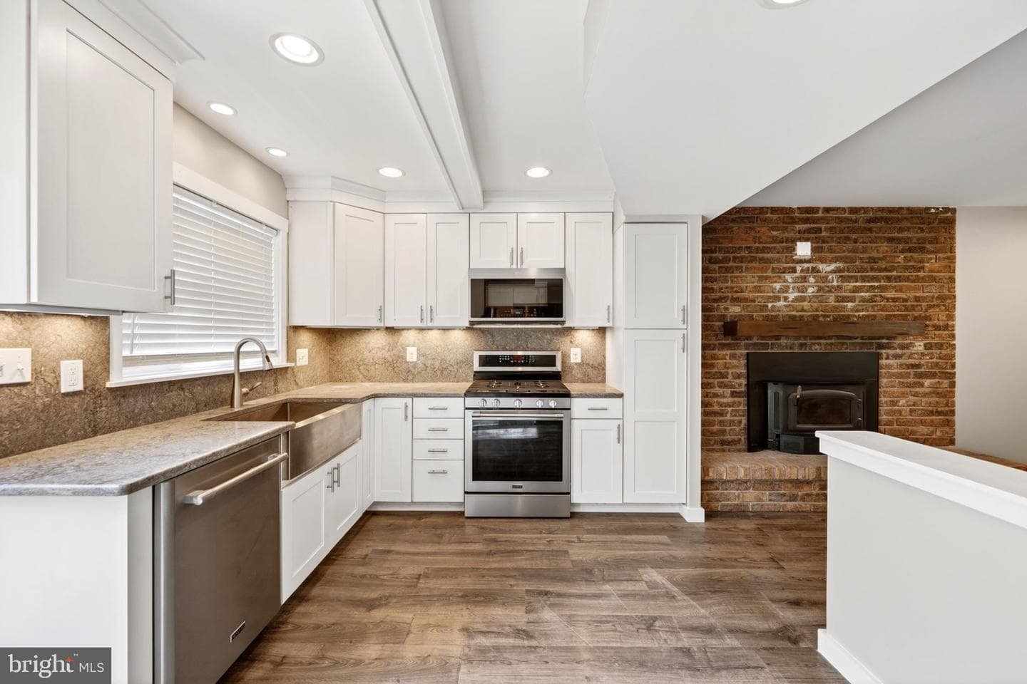 2130 Bellvale Road photo 37