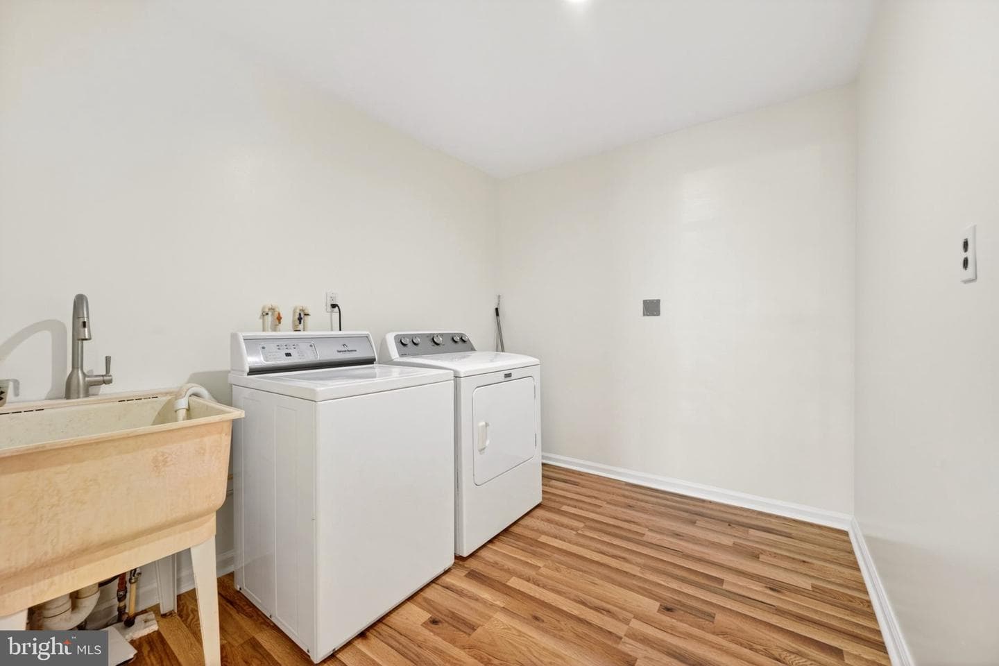 2130 Bellvale Road photo 41