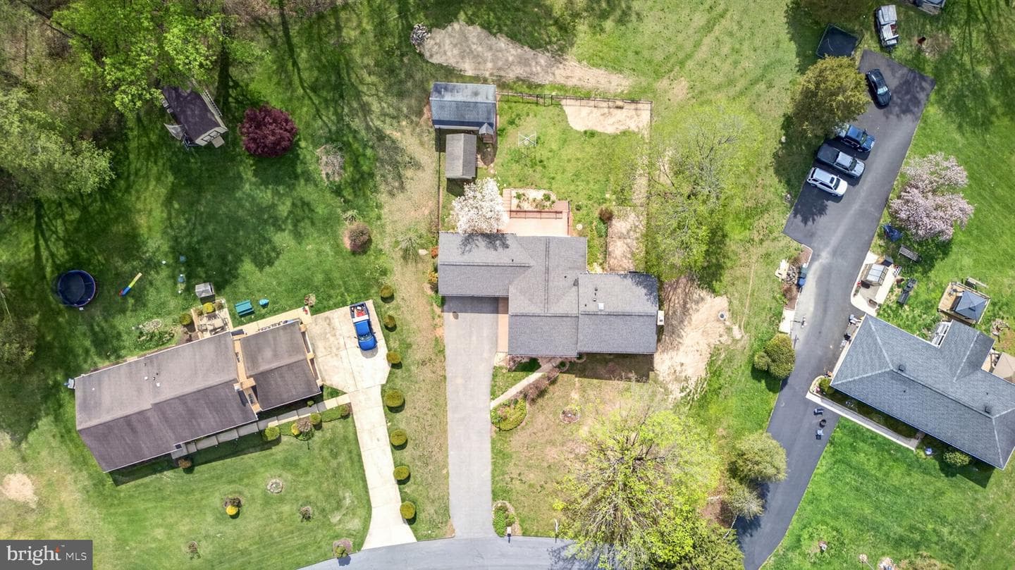 2130 Bellvale Road photo 45