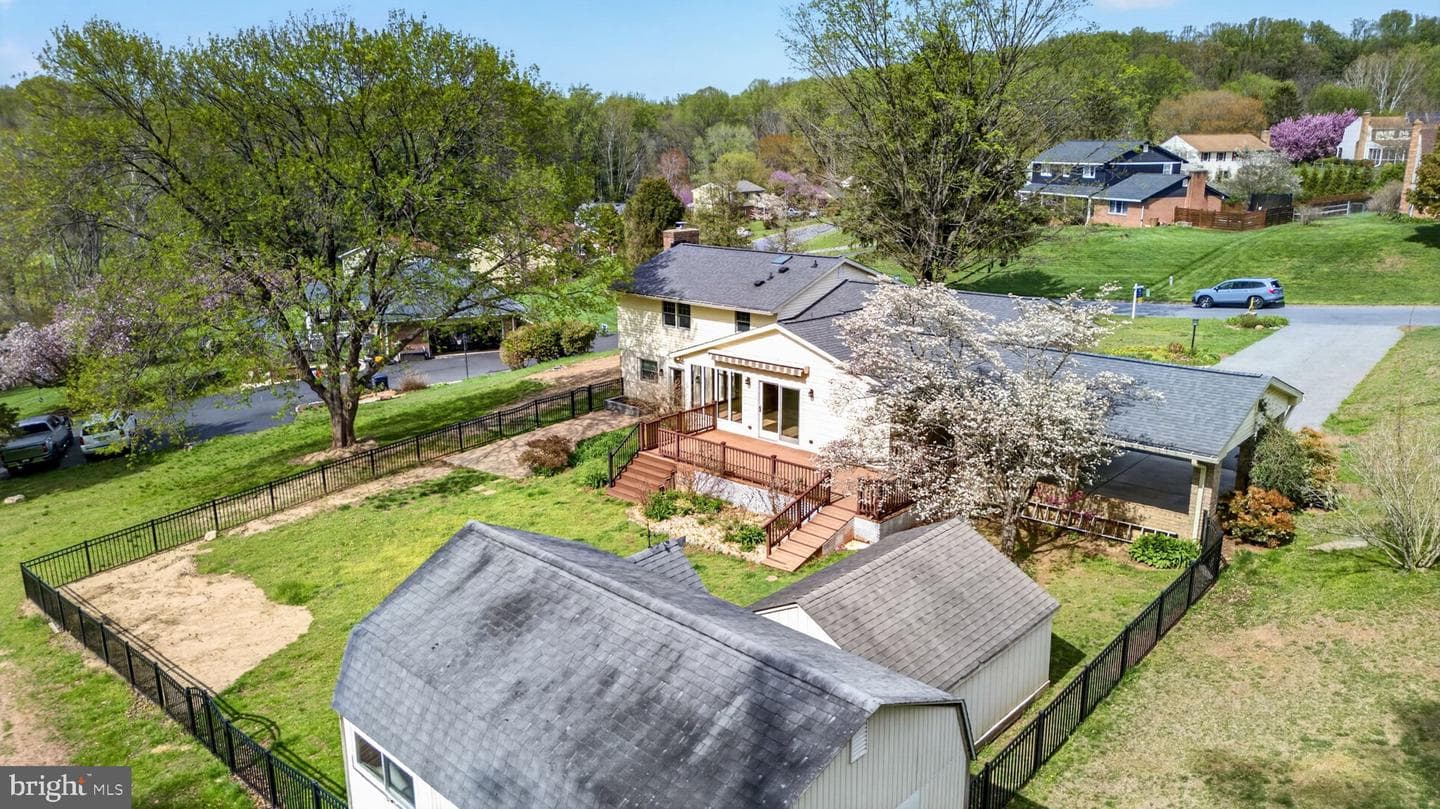 2130 Bellvale Road photo 46