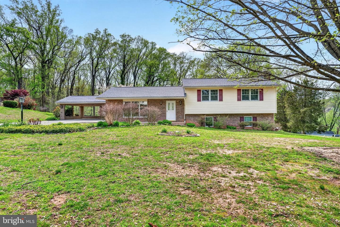 2130 Bellvale Road photo 49
