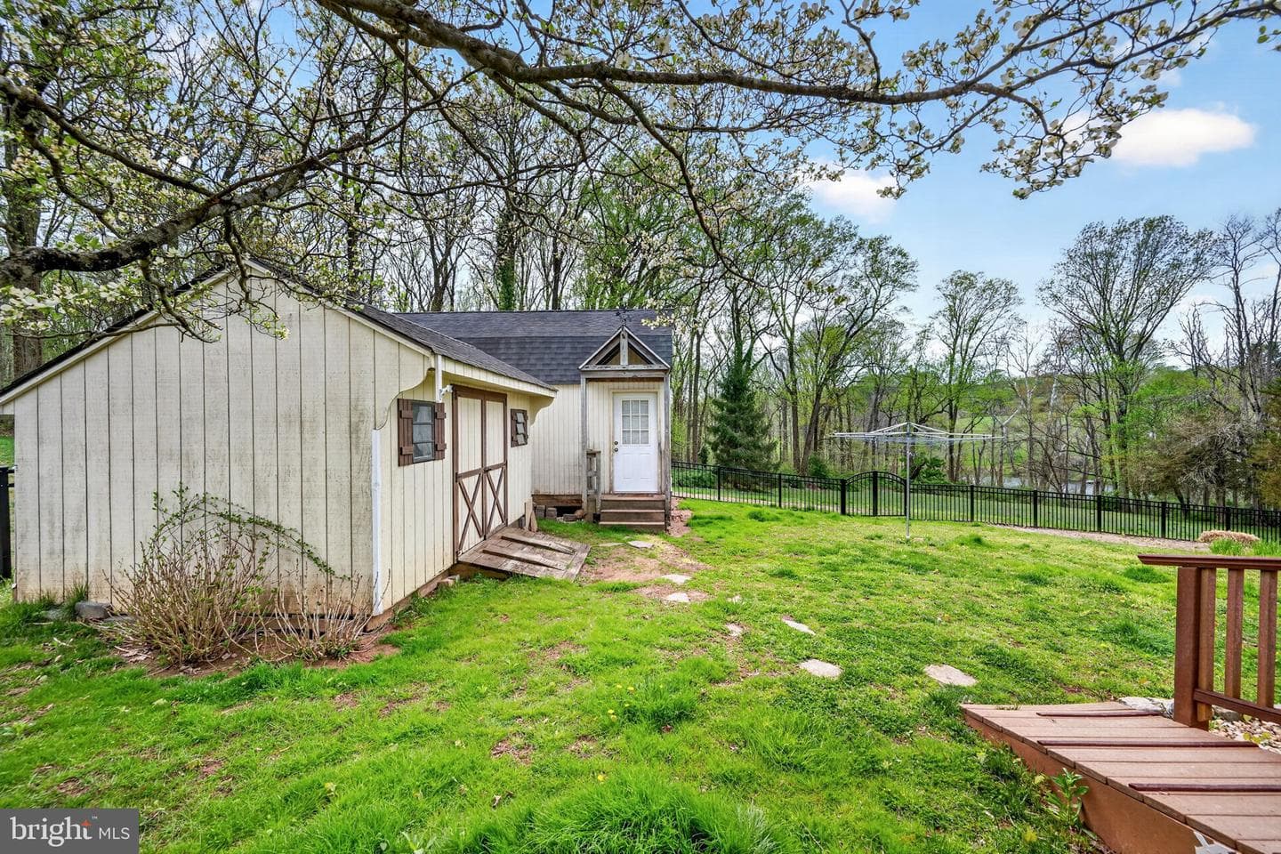 2130 Bellvale Road photo 59