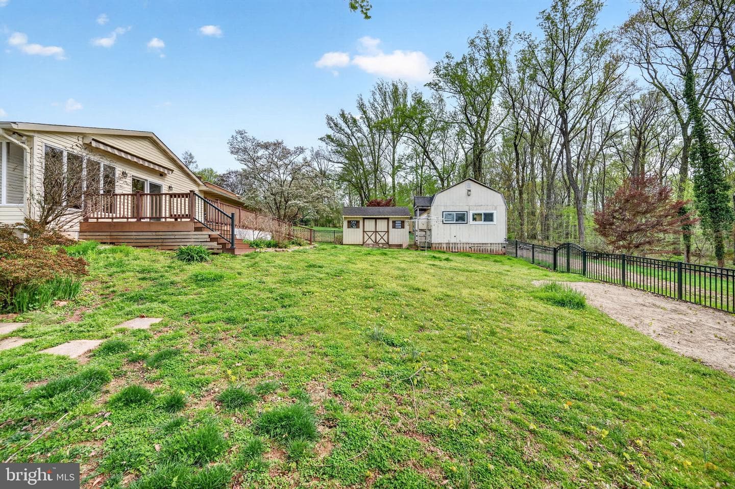2130 Bellvale Road photo 60