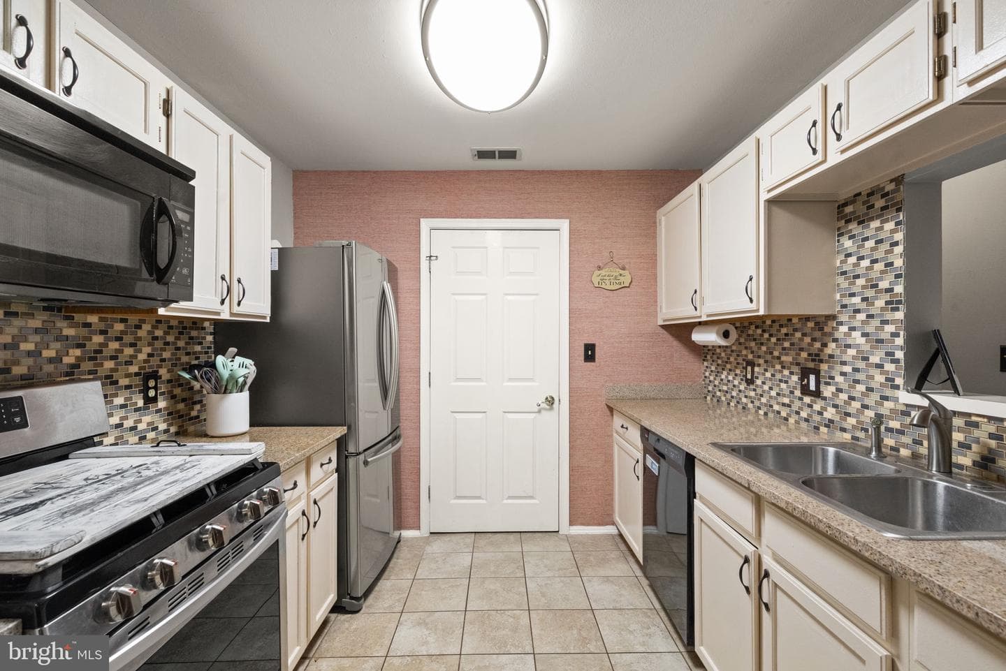 602 Churchill Road #E photo 2