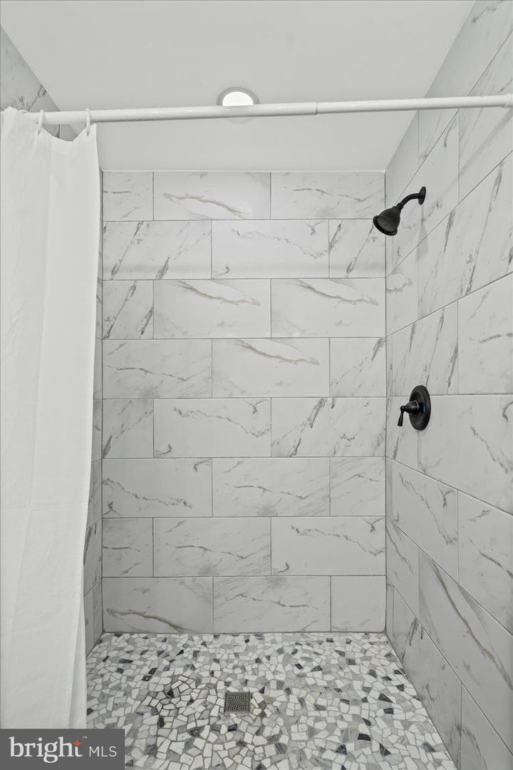 503 Glandel Court photo 26