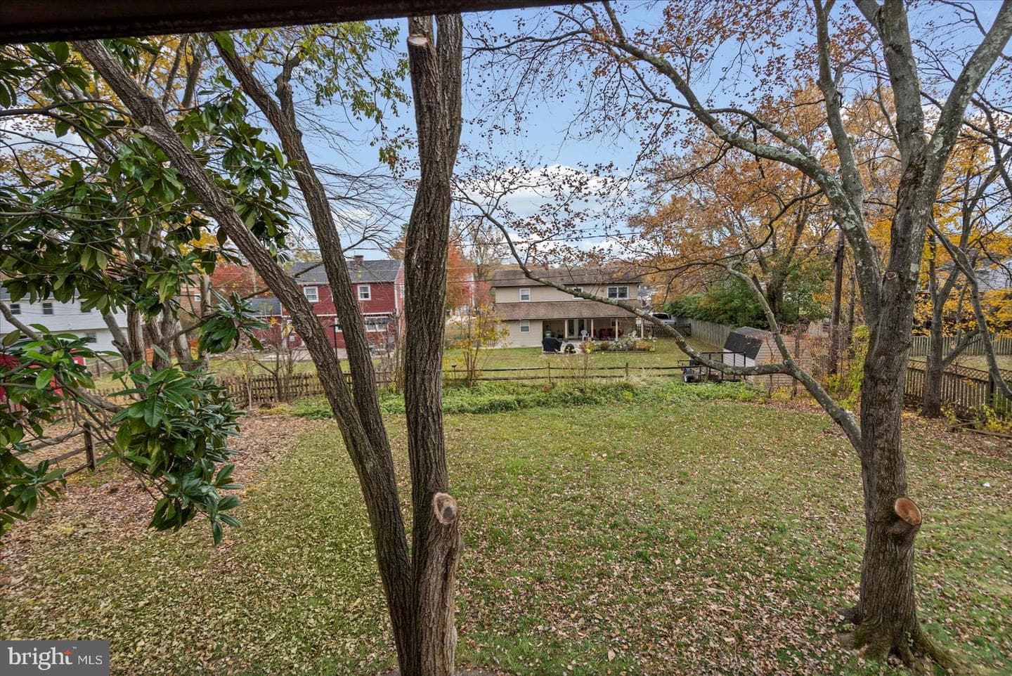 503 Glandel Court photo 32