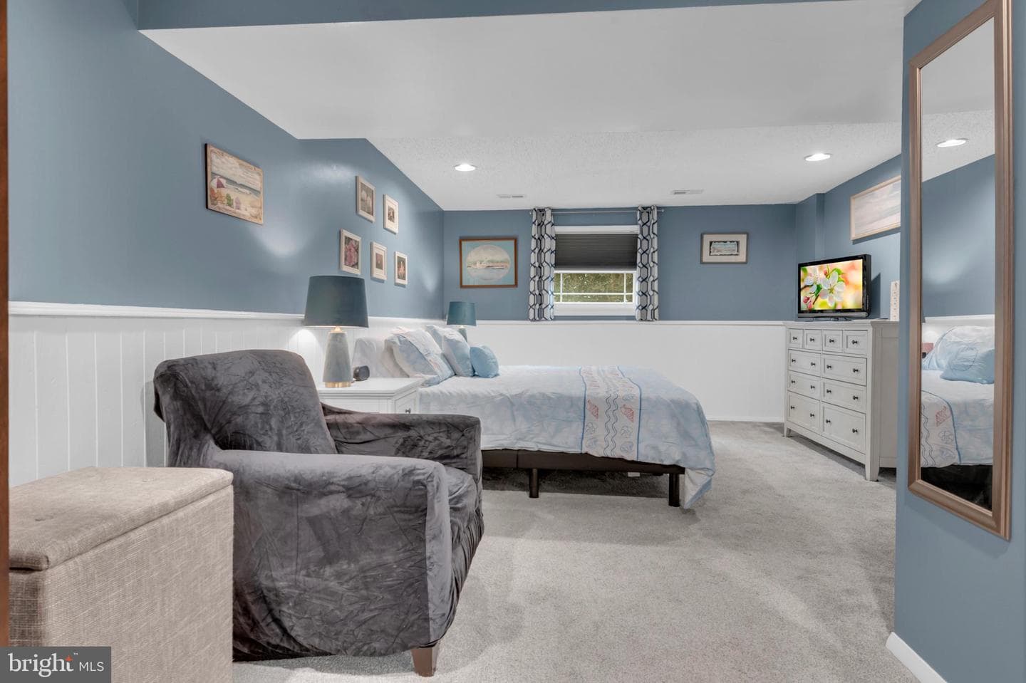 208 Yellow Brick Court photo 30