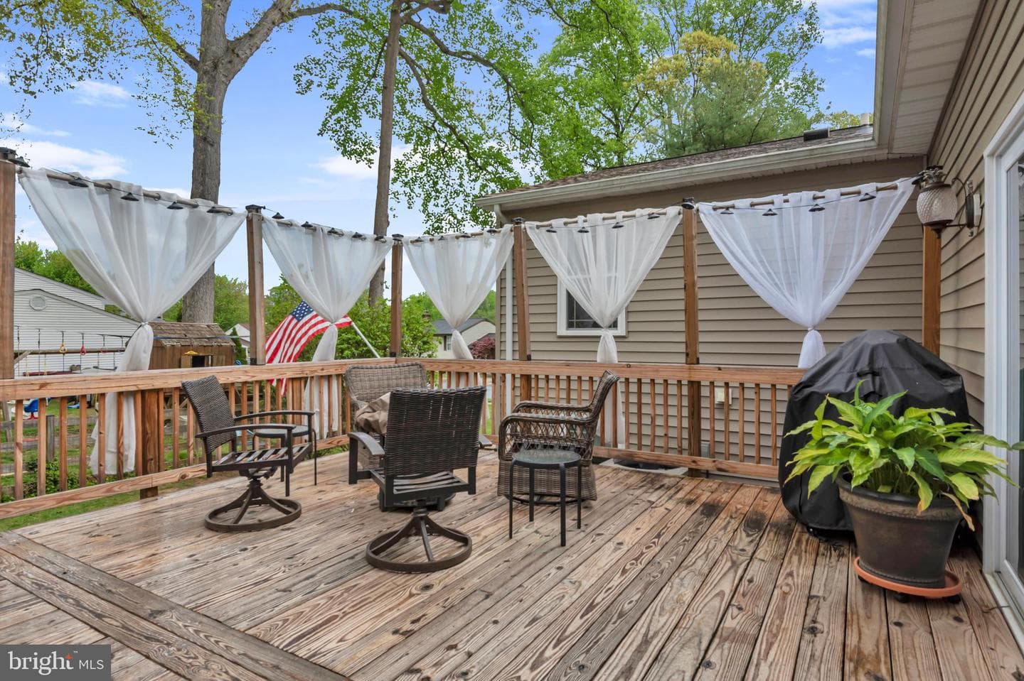 208 Yellow Brick Court photo 39