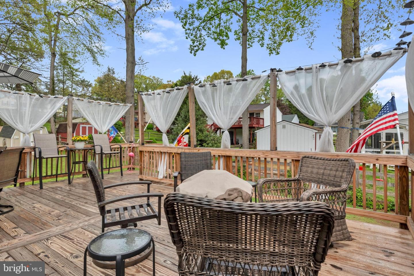 208 Yellow Brick Court photo 40