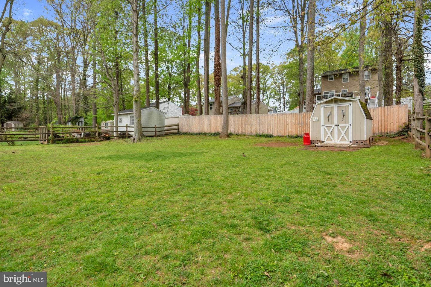 208 Yellow Brick Court photo 43