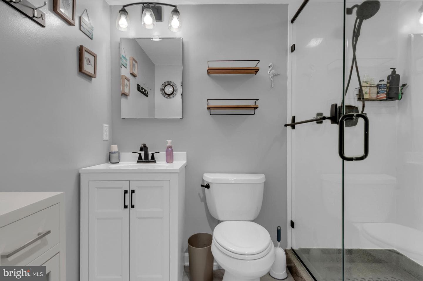 208 Yellow Brick Court photo 6