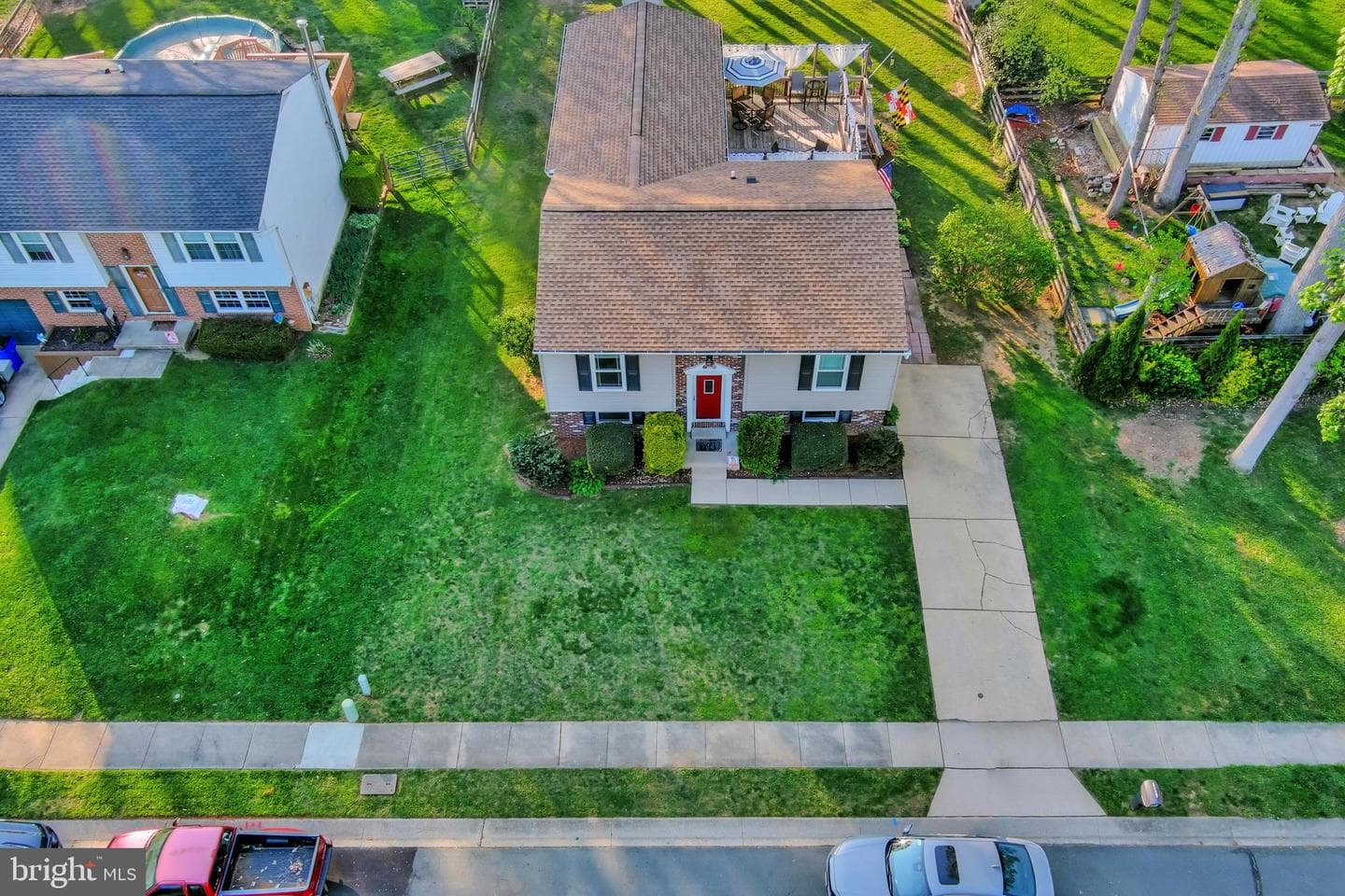 208 Yellow Brick Court photo 70