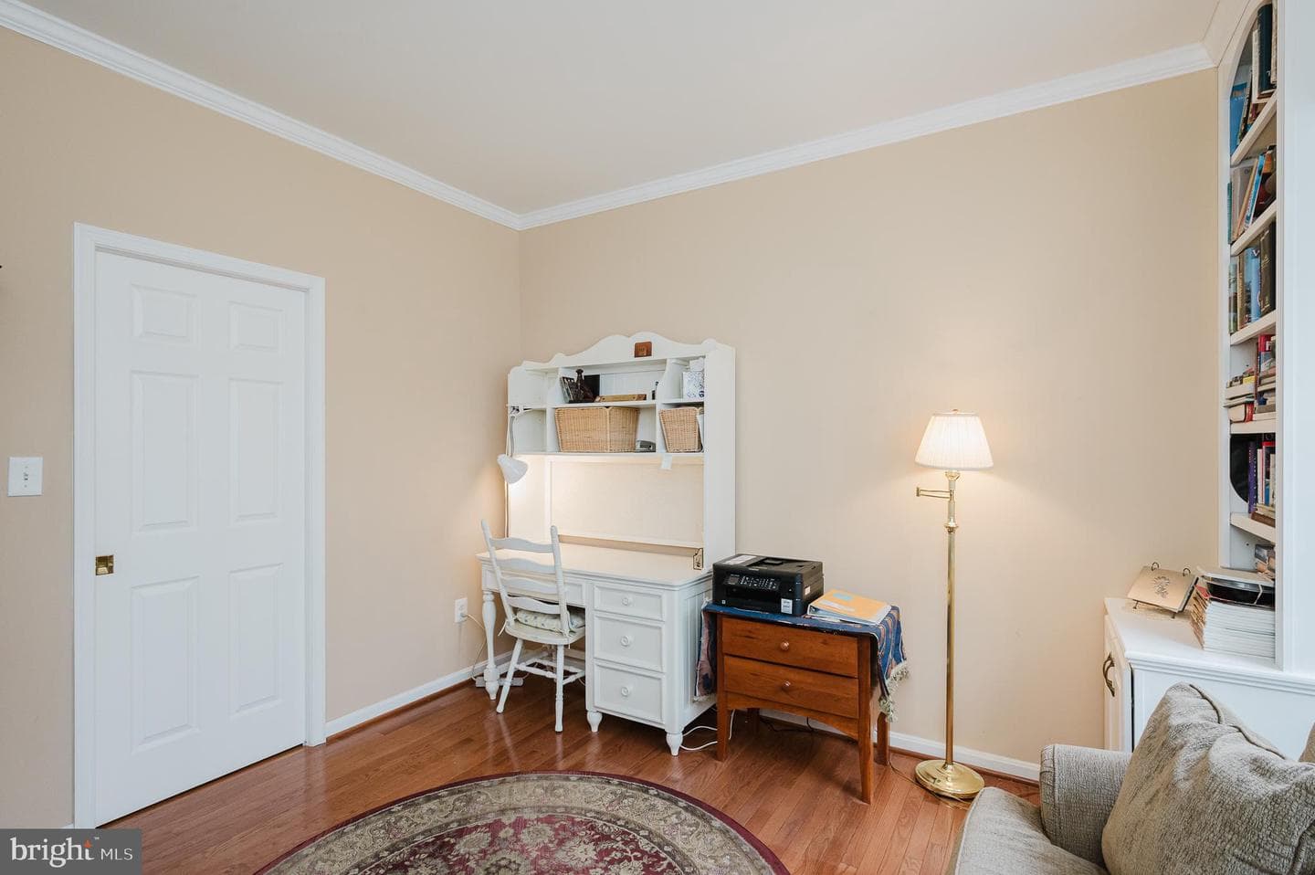 555 Beards Hill Road photo 43