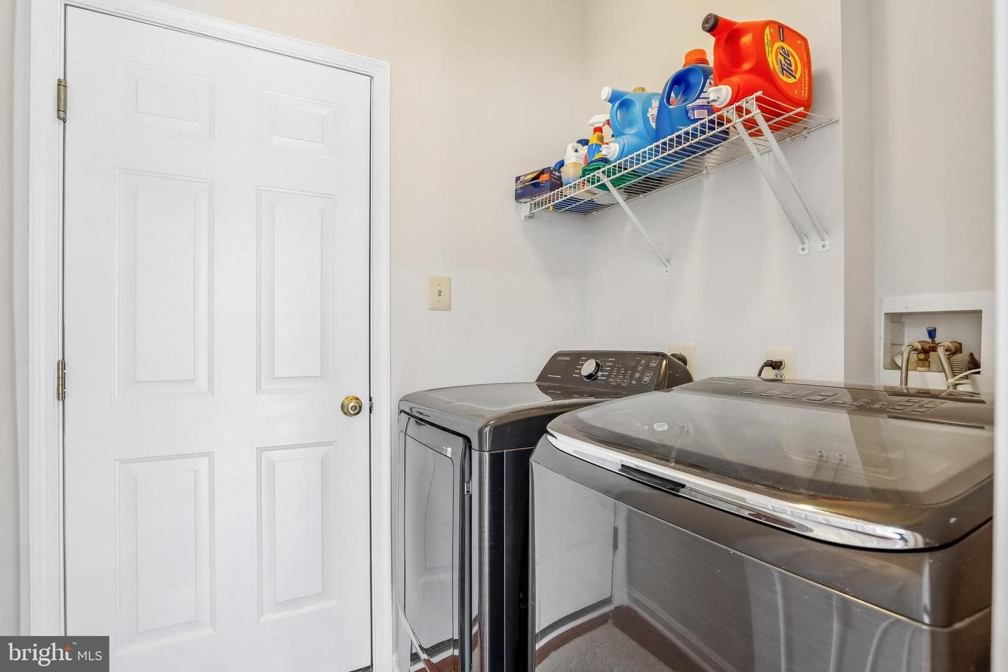1402 Hilscher Court photo 14