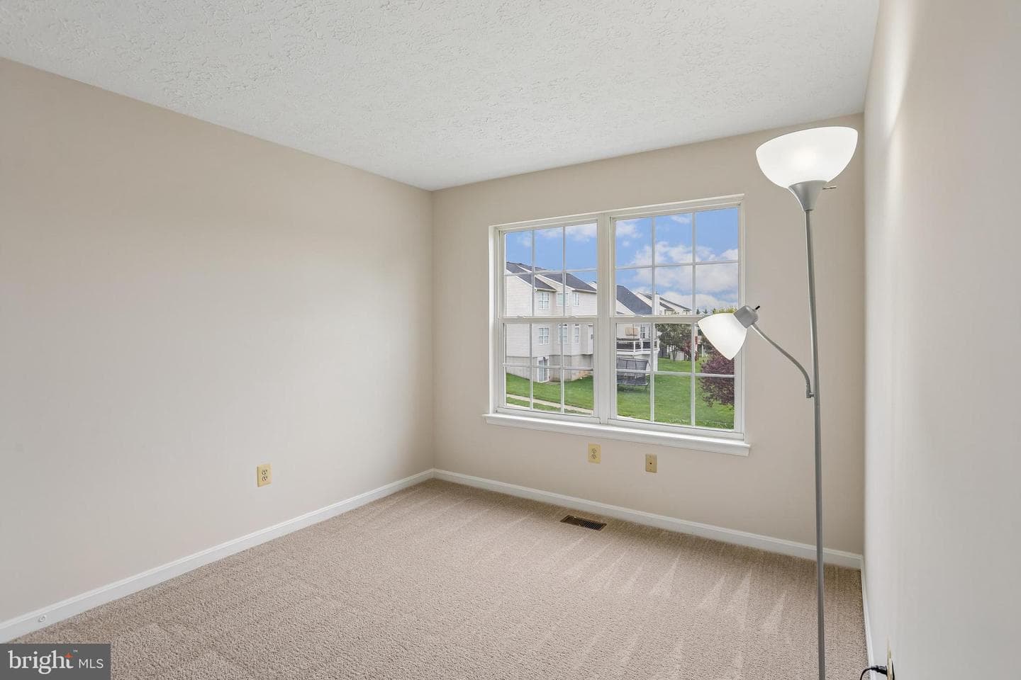 1402 Hilscher Court photo 26