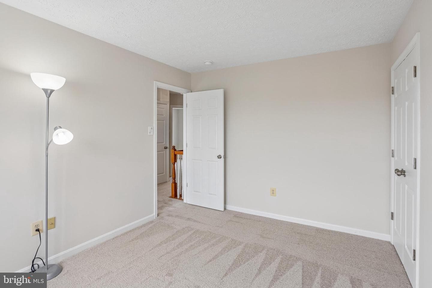 1402 Hilscher Court photo 29
