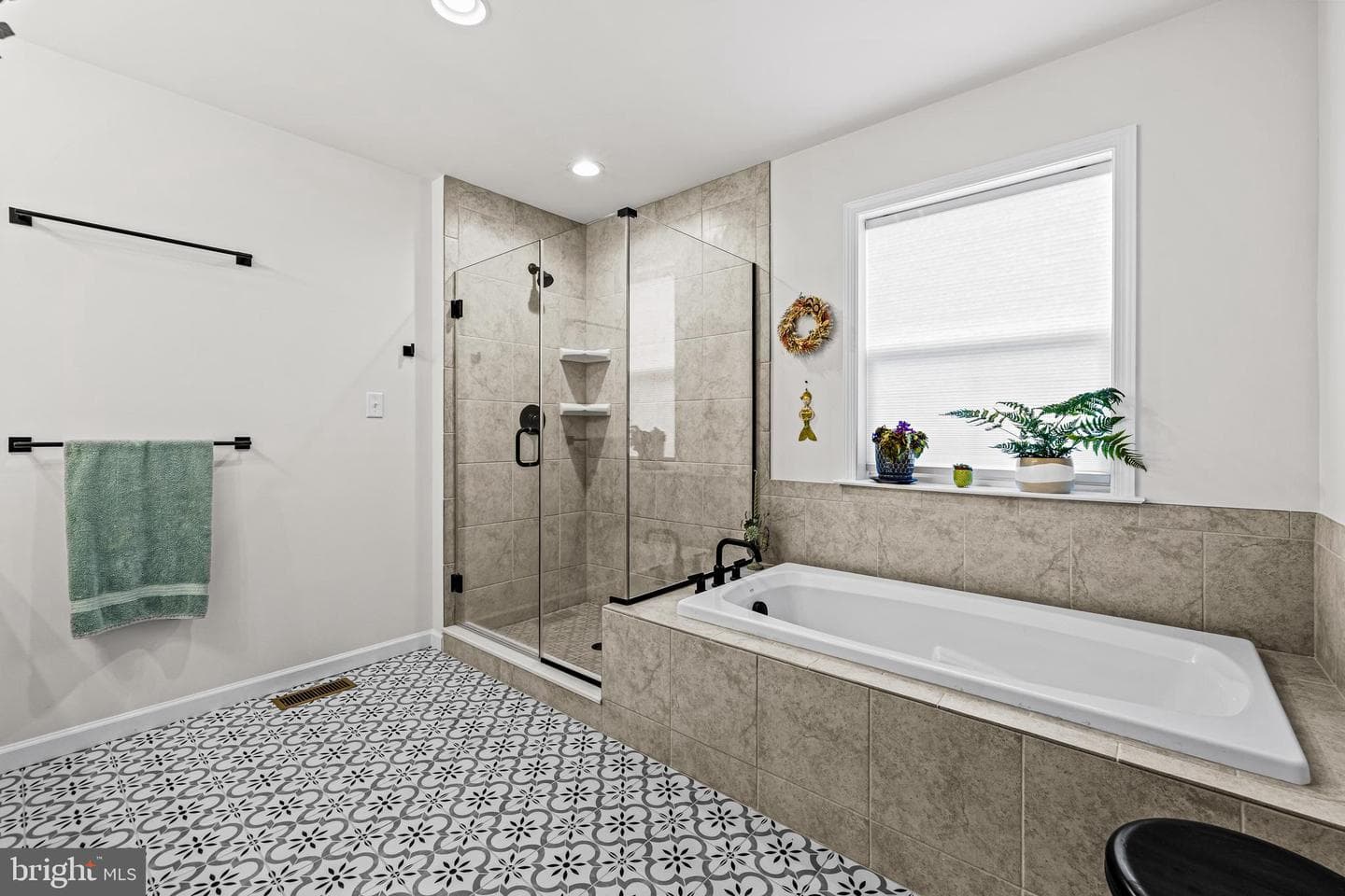 1803 Braavos Court photo 24